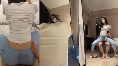 开档牛仔裤伪娘 爽啊我要射了 射了吗 射了 喜欢镜子前面的我 这个姿势最容易让我硬起来 没什么长处除了骑术